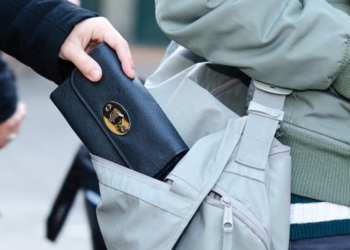 mất đồ lễ tốt nghiệp