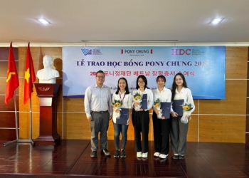 Lễ trao học bổng Pony Chung năm 2022