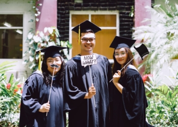 TB V/v hoàn trả tiền lễ phục tốt nghiệp năm học 2021 – 2022