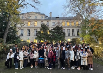 Chương trình tham quan trường Đại học tại Châu Âu tháng 12 năm 2022