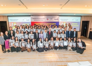 LỄ TRAO HỌC BỔNG NỮ SINH KỸ THUẬT AMCHAM 2023