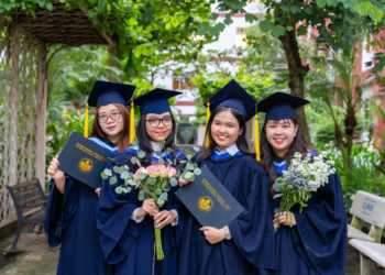 Thông báo cấp phát lễ phục tốt nghiệp cho SV và HVCH tham dự Lễ Tốt nghiệp năm học 2023 – 2024